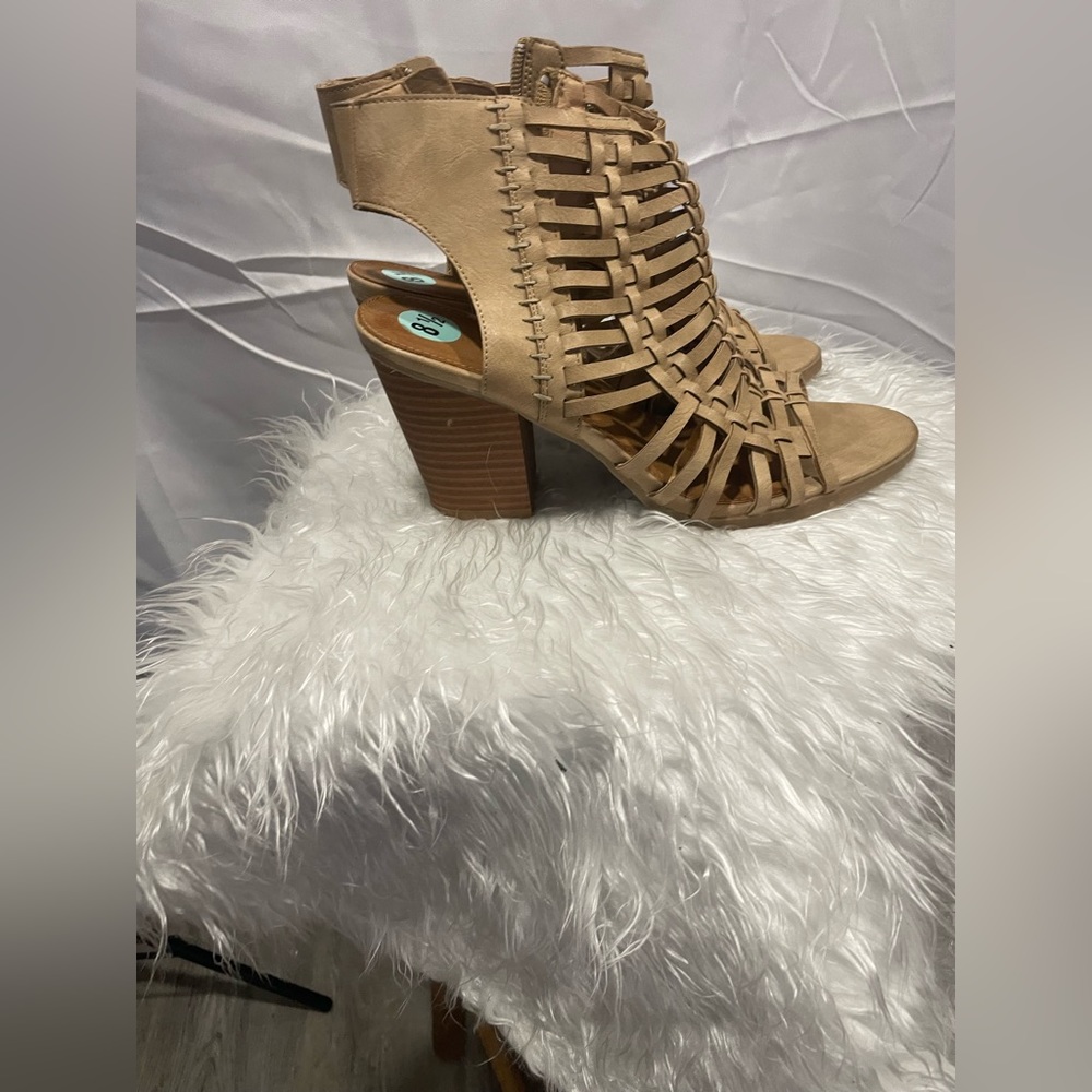 Gladiator shoes